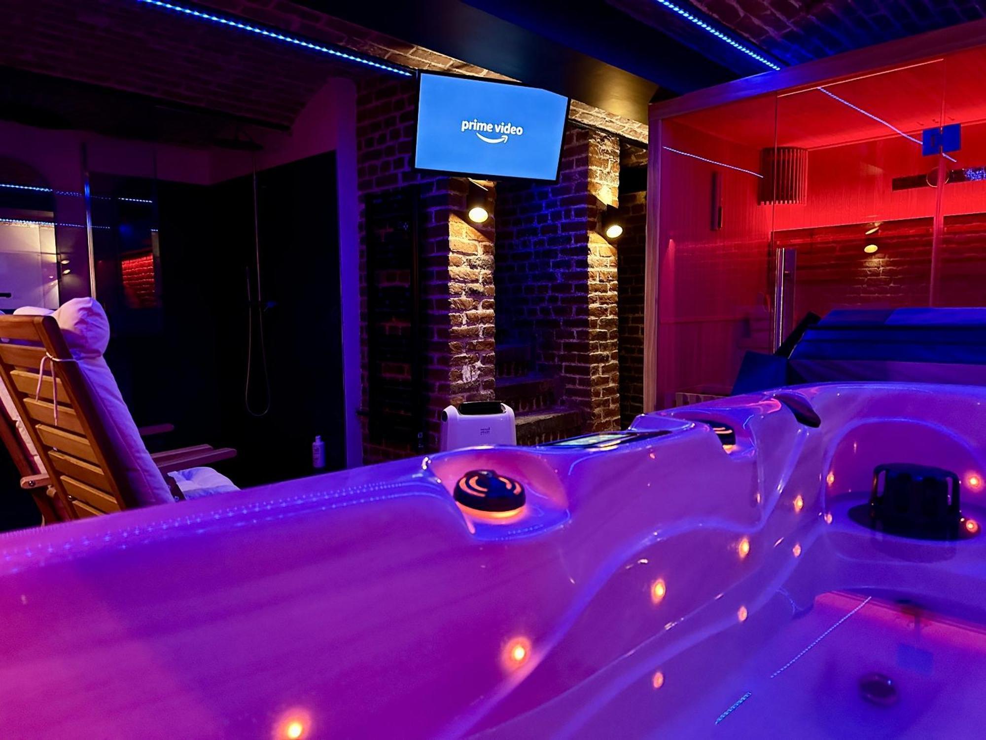 Le Bijou - Appartement, Sauna Et Jacuzzi - Lille Extérieur photo