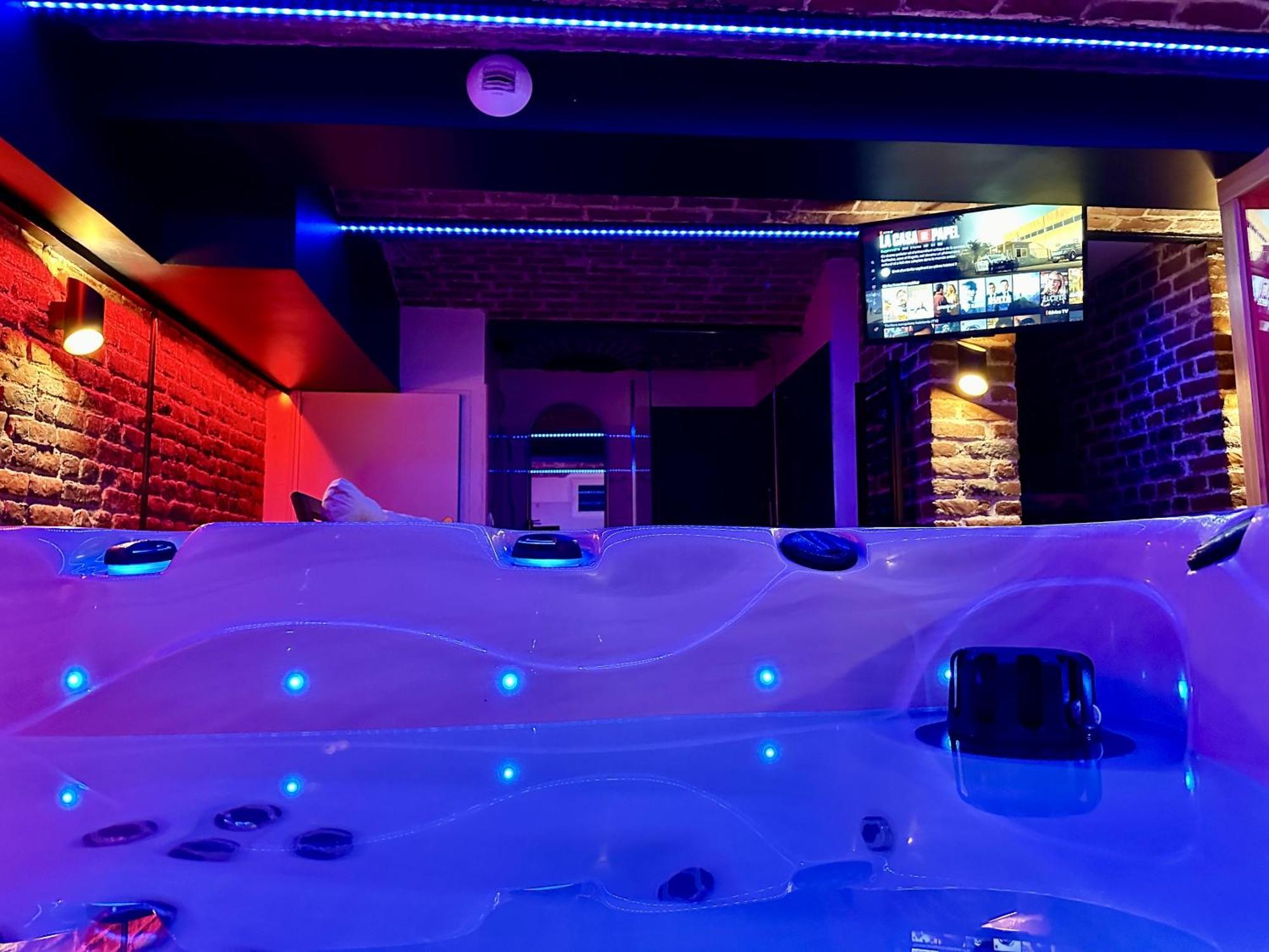 Le Bijou - Appartement, Sauna Et Jacuzzi - Lille Extérieur photo