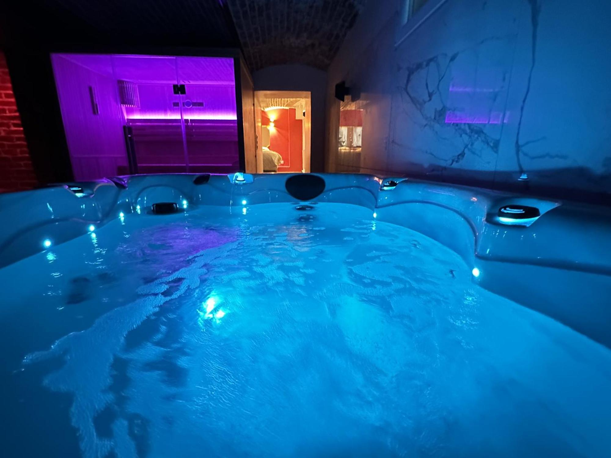 Le Bijou - Appartement, Sauna Et Jacuzzi - Lille Extérieur photo