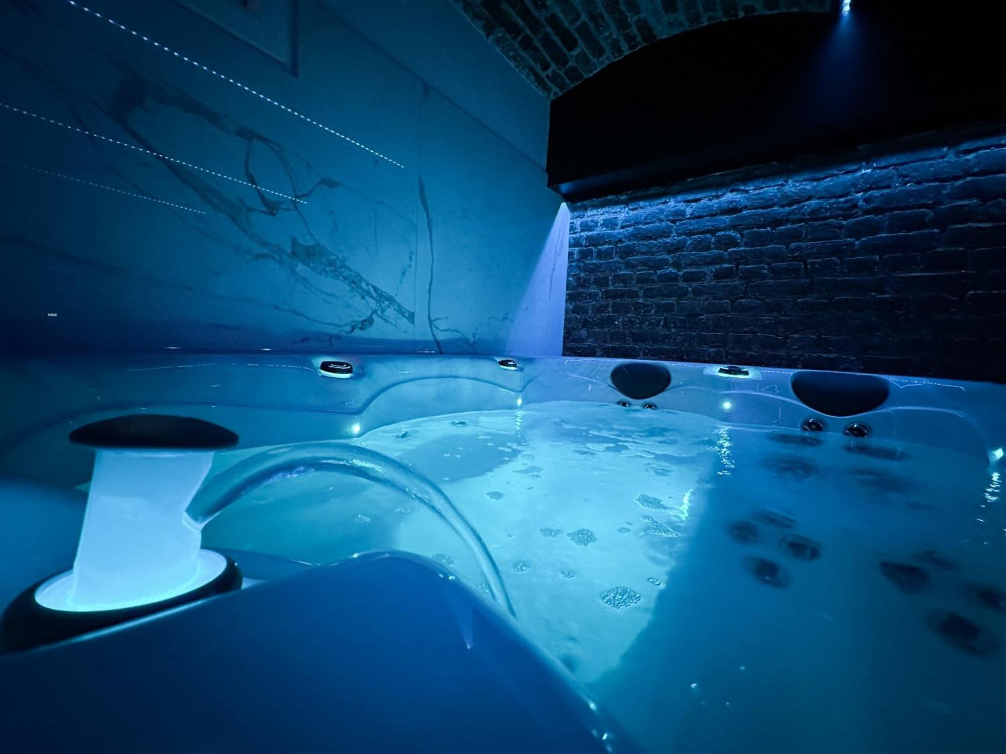 Le Bijou - Appartement, Sauna Et Jacuzzi - Lille Extérieur photo
