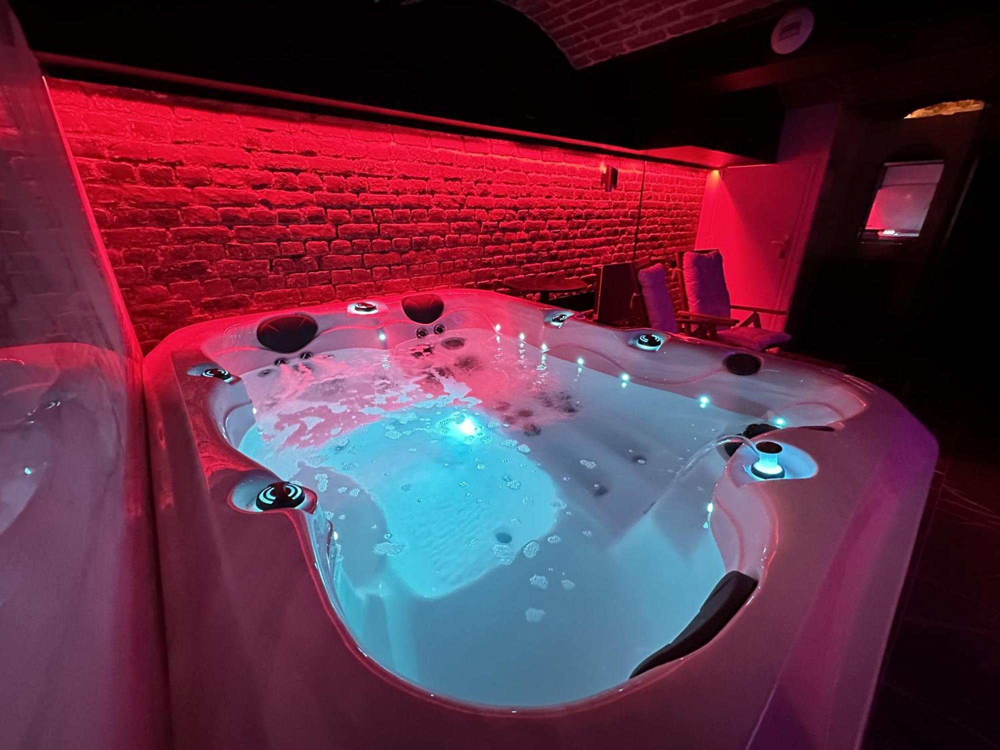 Le Bijou - Appartement, Sauna Et Jacuzzi - Lille Extérieur photo